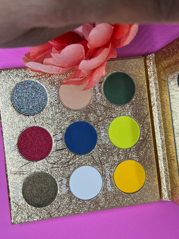 Glitz & Glamour Gold Makeup Palette